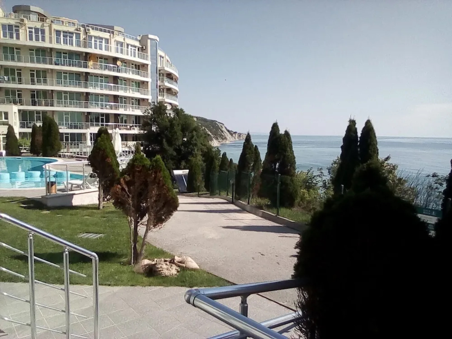 Silver Beach B16 Apartment