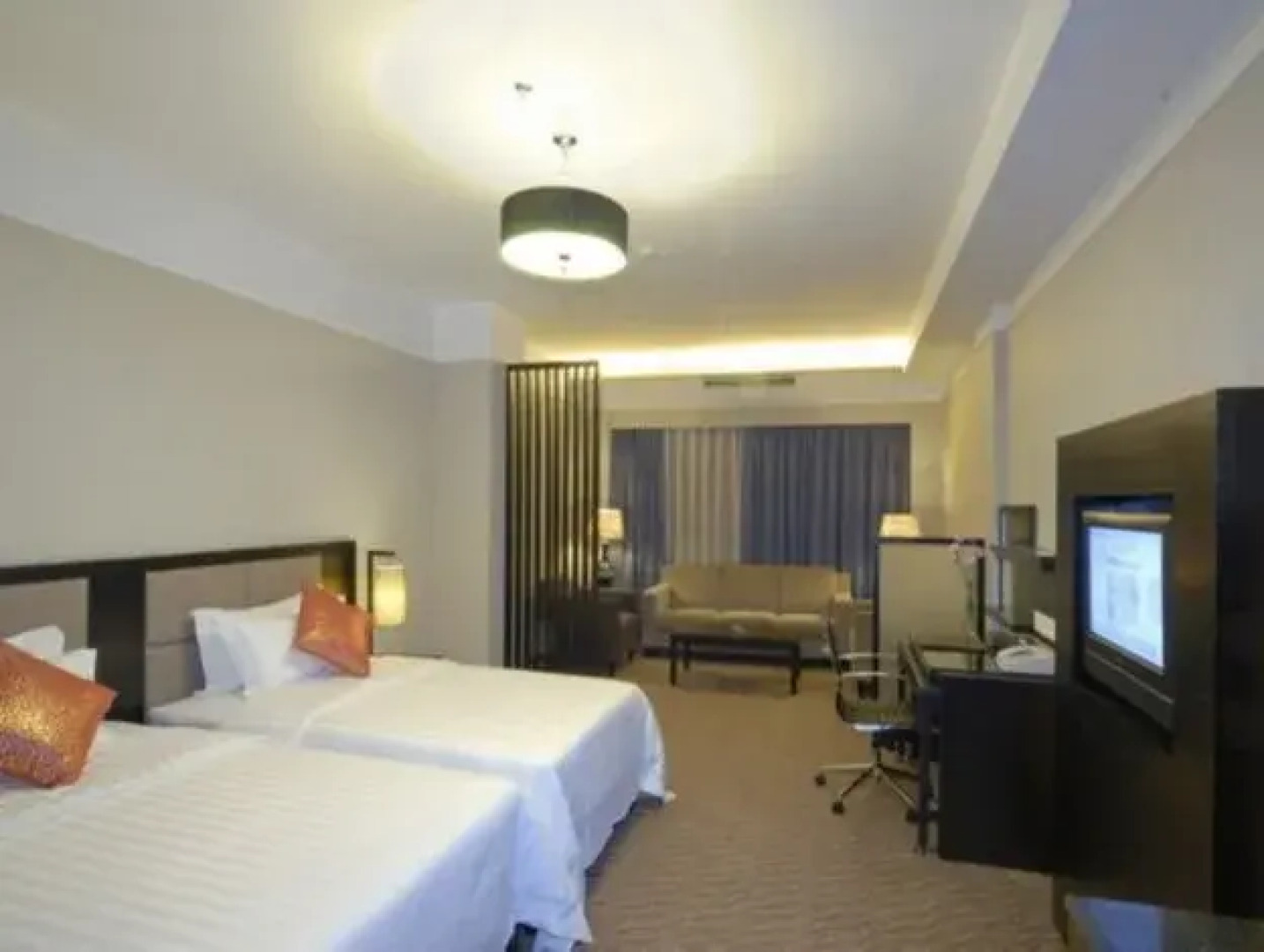 Zhongshan Tegao Business Hotel