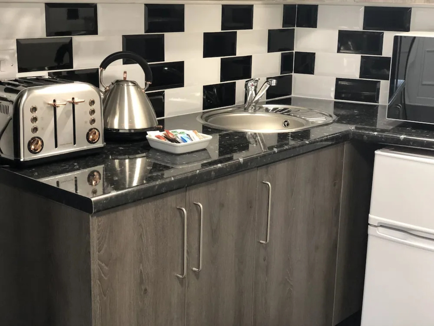 The White Lion Hotel