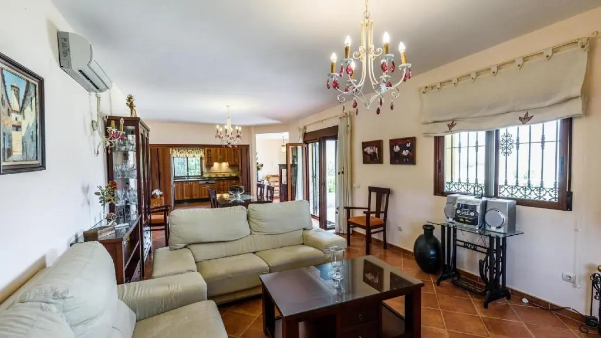 Cortijo Angela Vinuela by Ruralidays