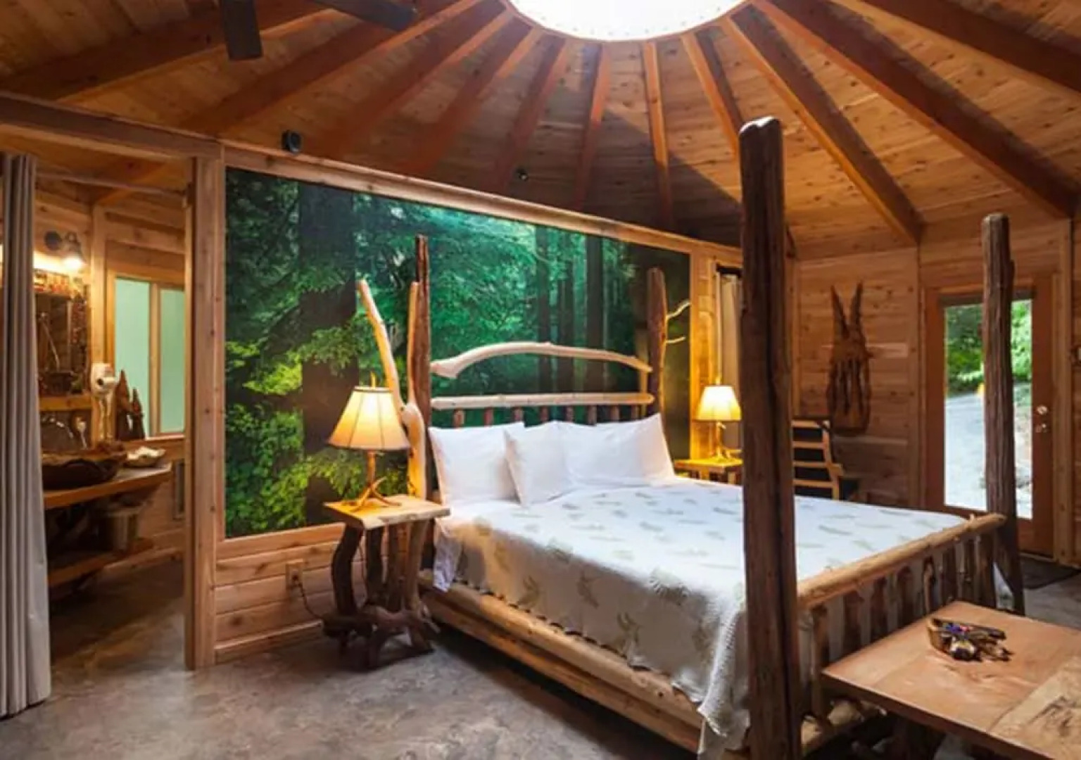 Stormking Hotel at Mt. Rainier