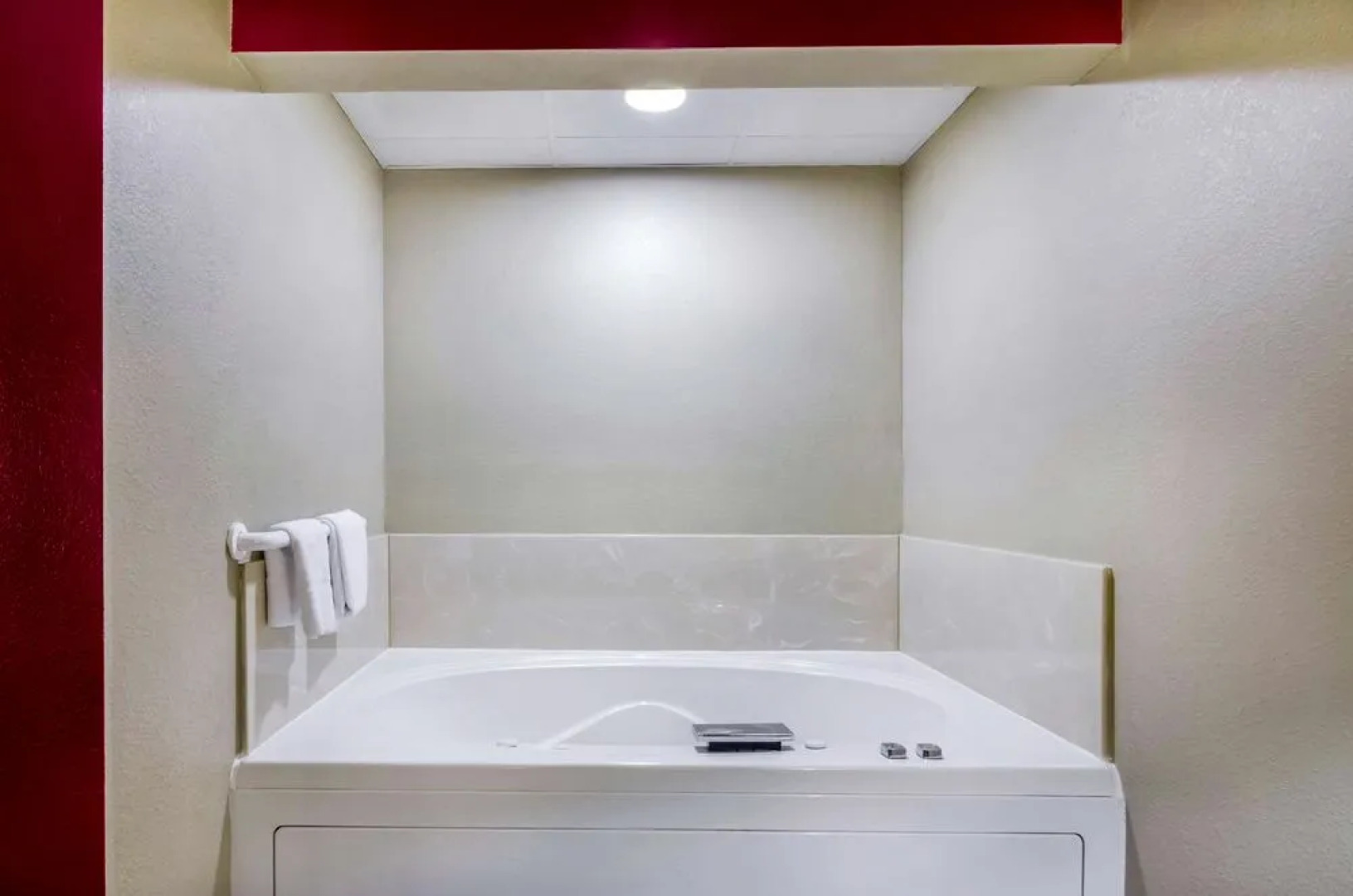 AmericInn Lodge & Suites Hesston