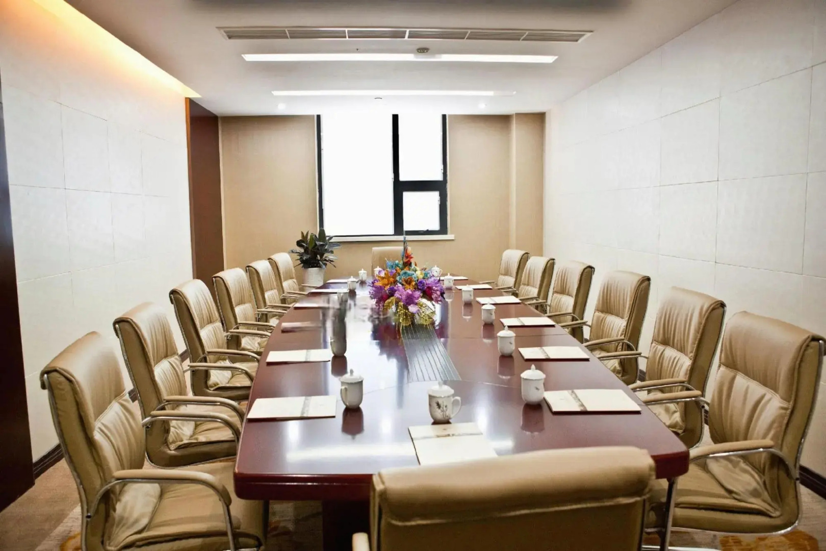 Jingshan International Hotel