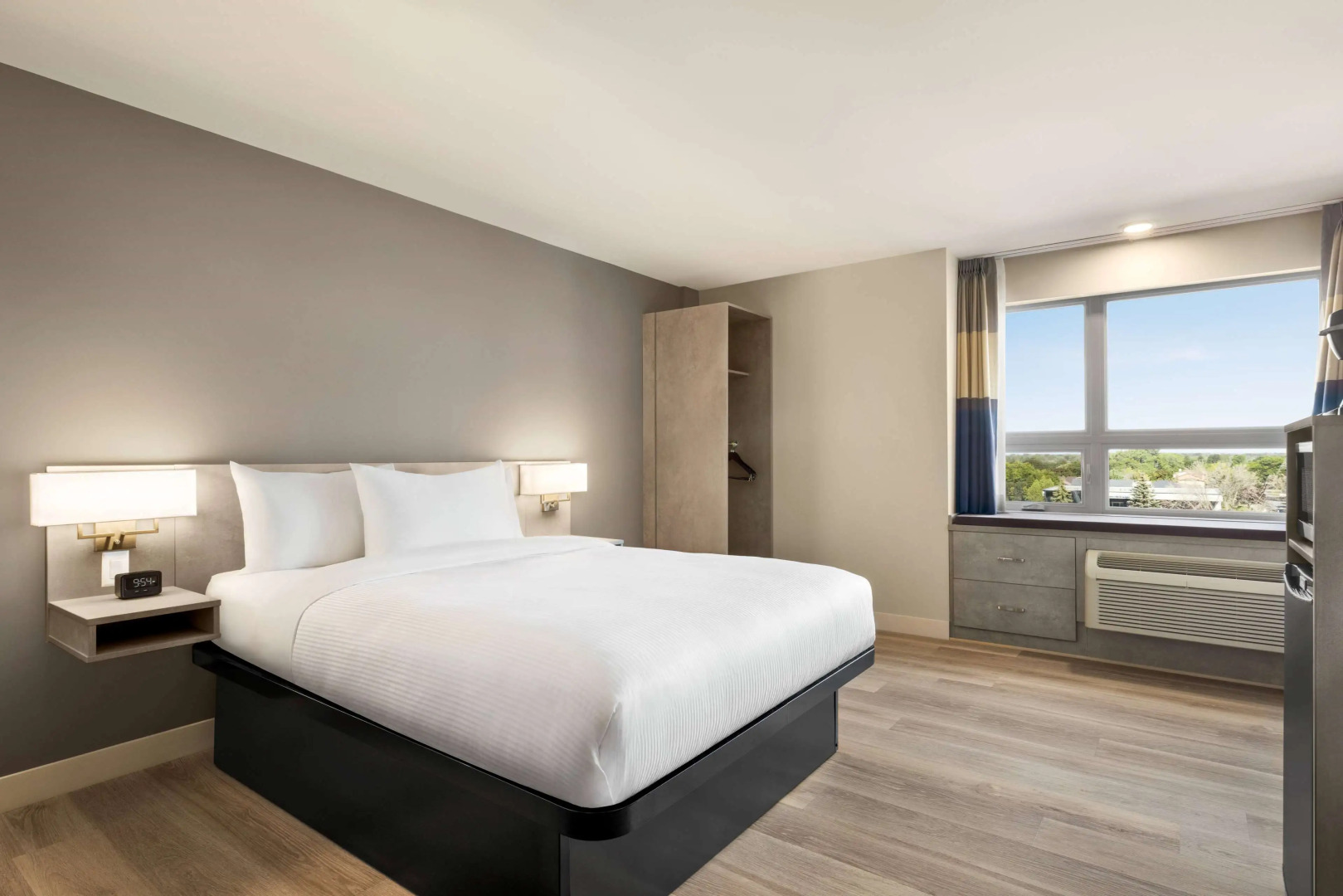 Microtel Inn & Suites Montreal Airport - Dorval QC