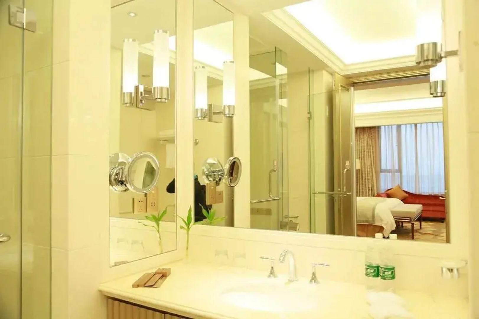 Suqian Canal Jinling Hotel