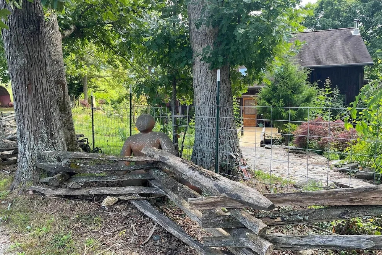 BBQ Deck + Views: 'sweet Suite' in Leicester