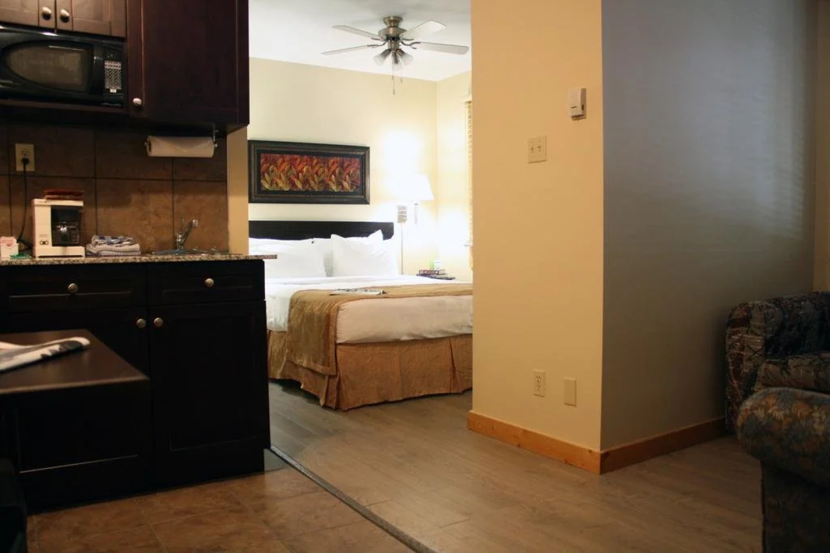 Overlander Mountain Lodge