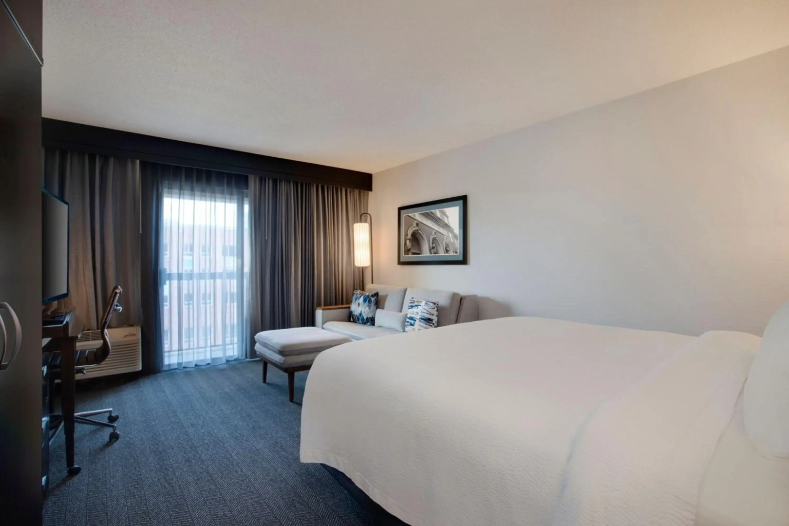 Courtyard by Marriott Worcester