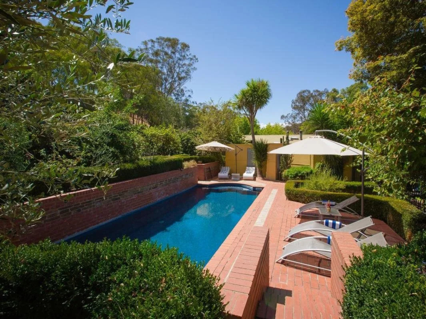 Valley Guest House