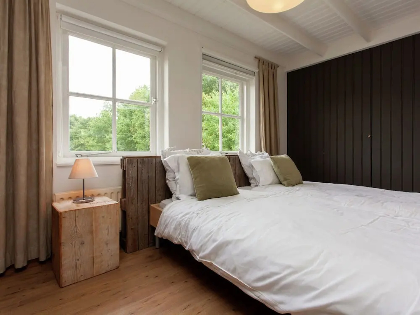 Authentic Holiday Home in North Brabant by the Forest