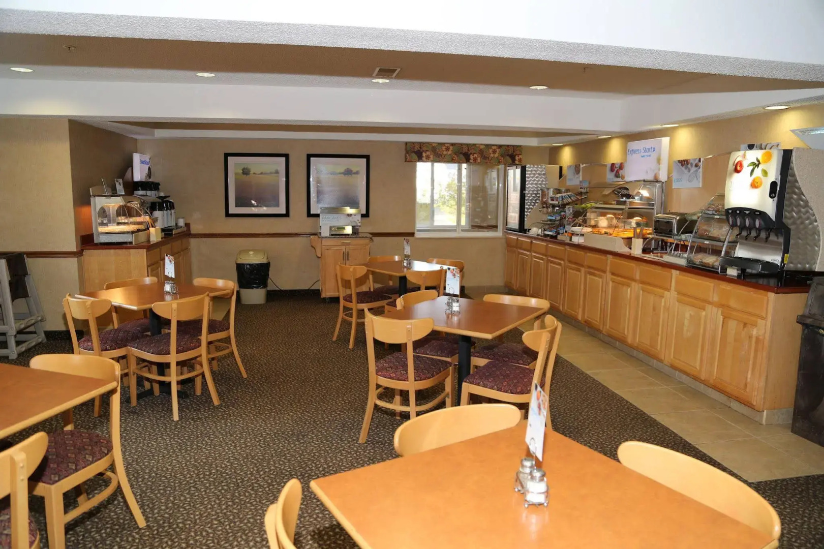 Holiday Inn Express Warrenton by IHG