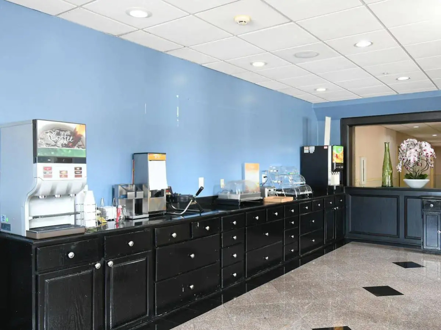 OYO Townhouse Houston Brookhollow