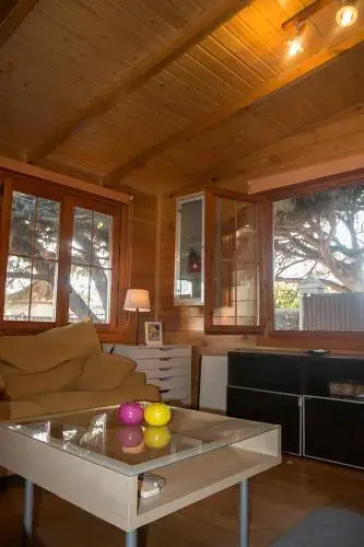 Wood House Close Beach