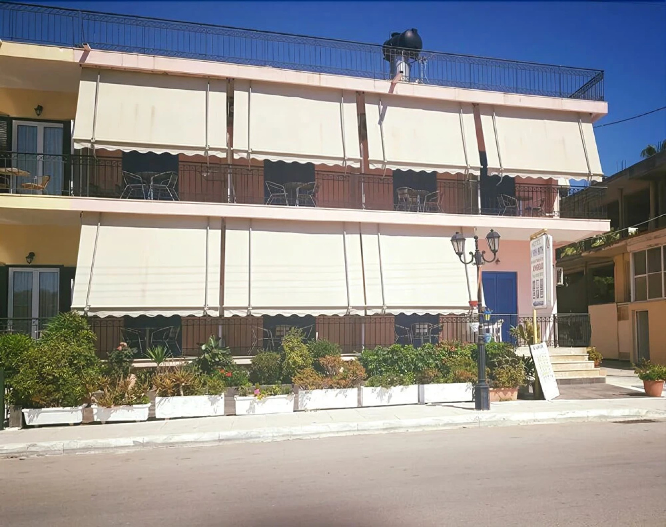 Hotel Kyani Akti & Angelos Apartments