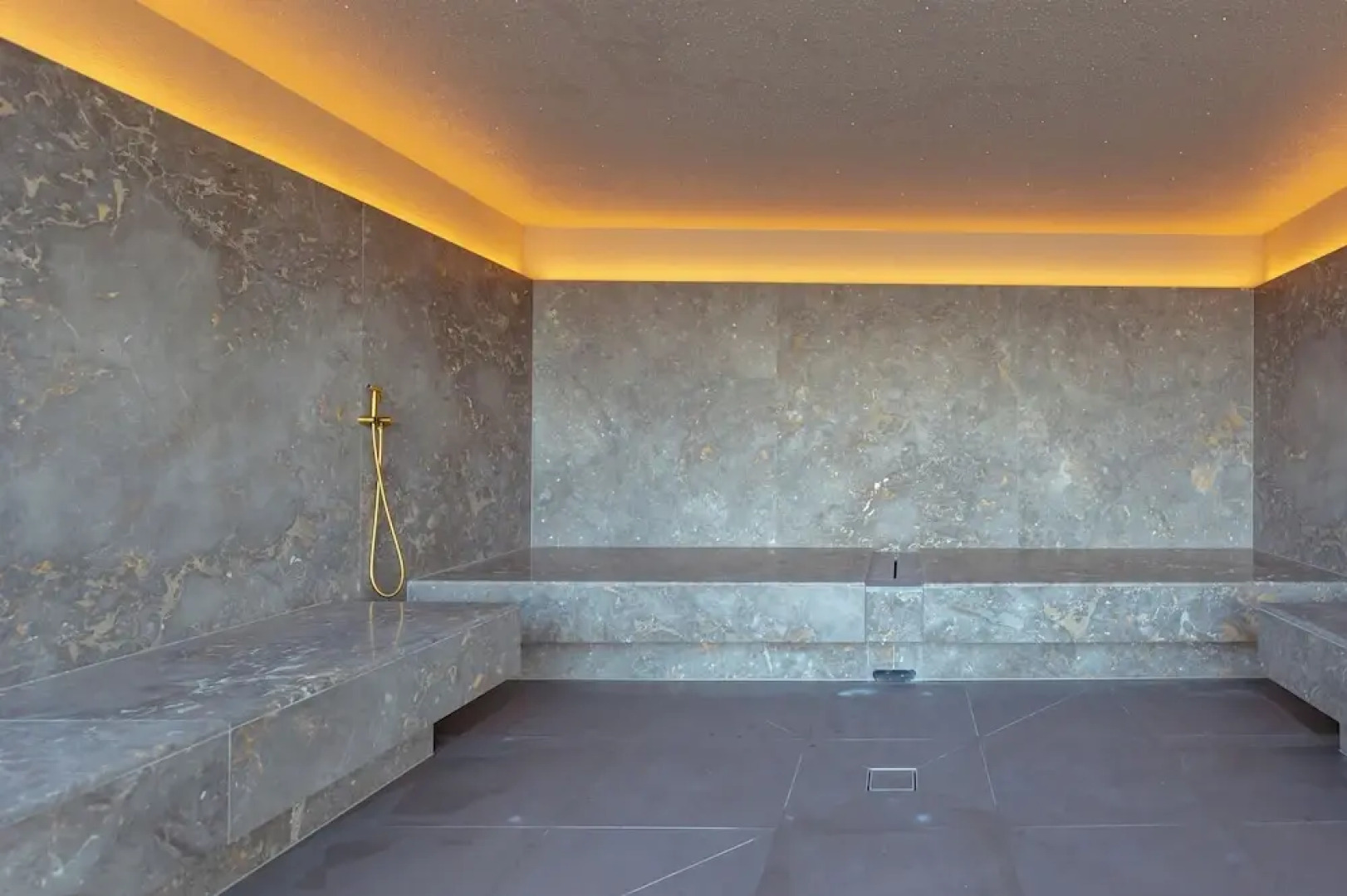 Hotel GLAR Conference & SPA