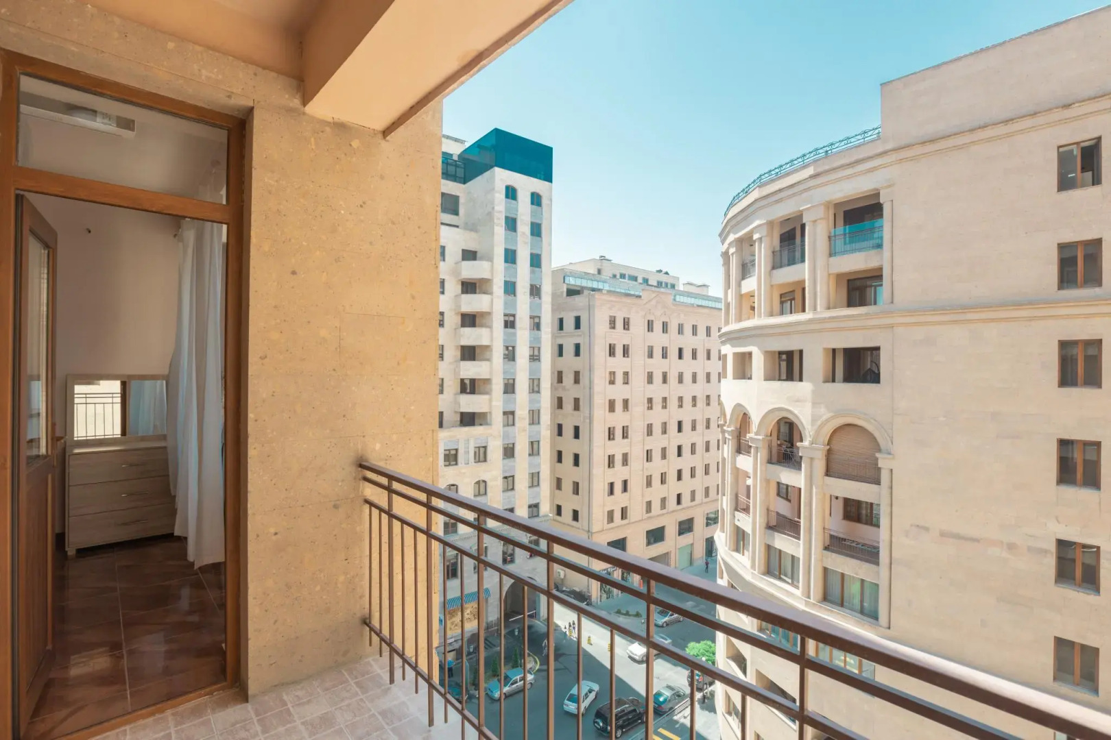 Stay Inn (Стей Инн) на улице Амиряна 4/6