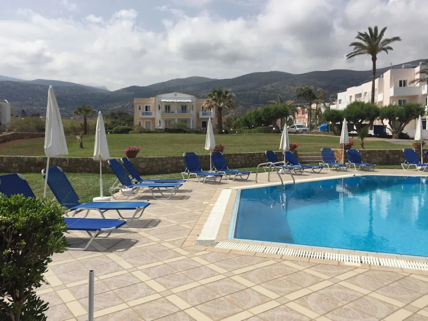 Windmill Apartments 2