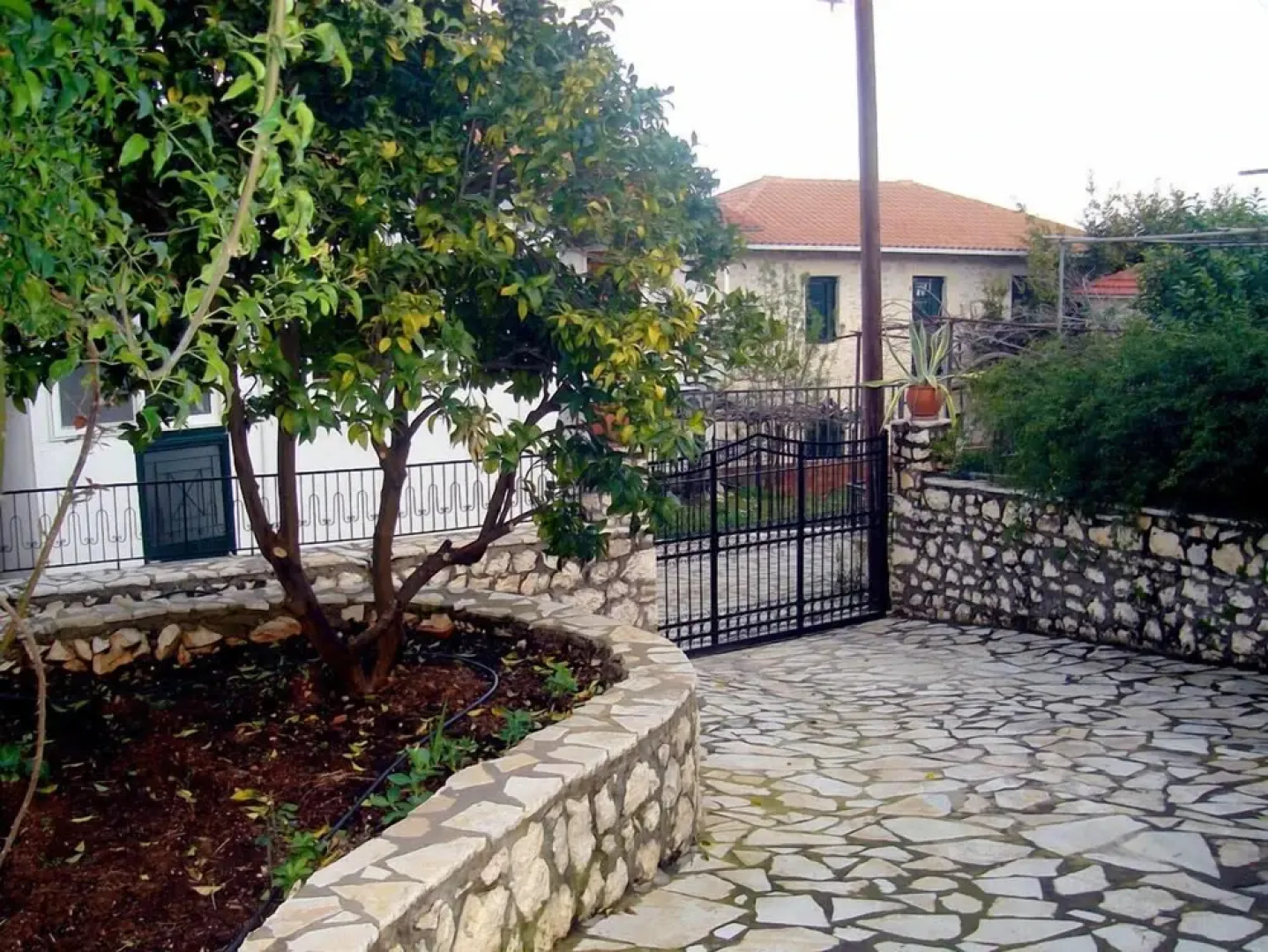 Stathoula's Studios Meganisi