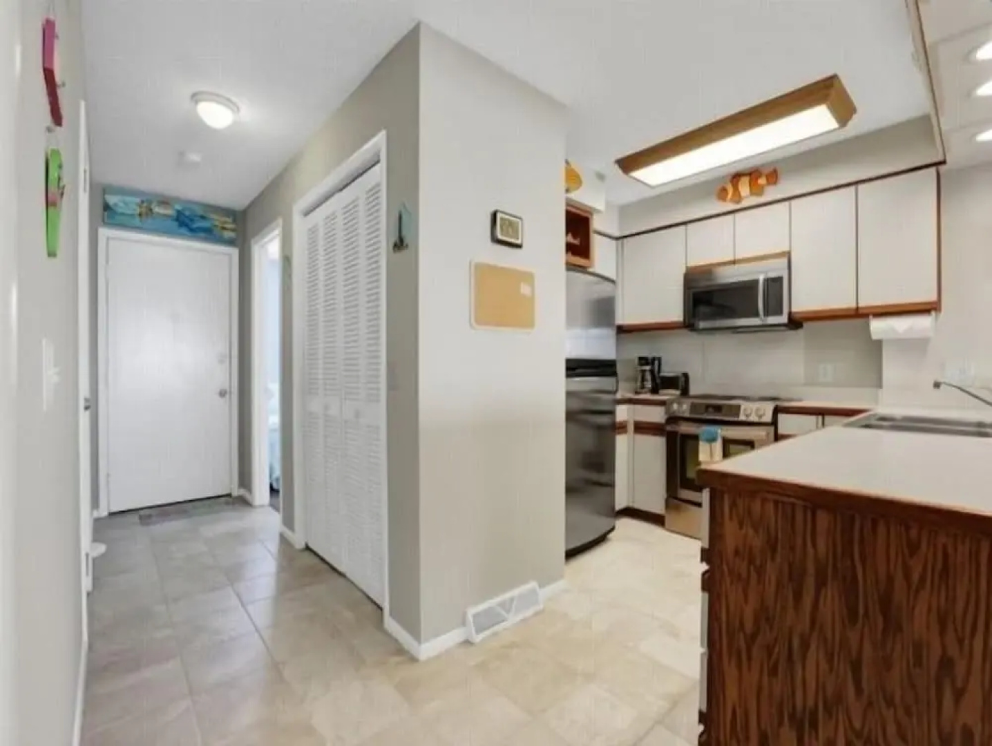 Beach Blanket - Spacious Condo With Private Beach Access And Resort Amenities! 3 Bedroom Condo by RedAwning