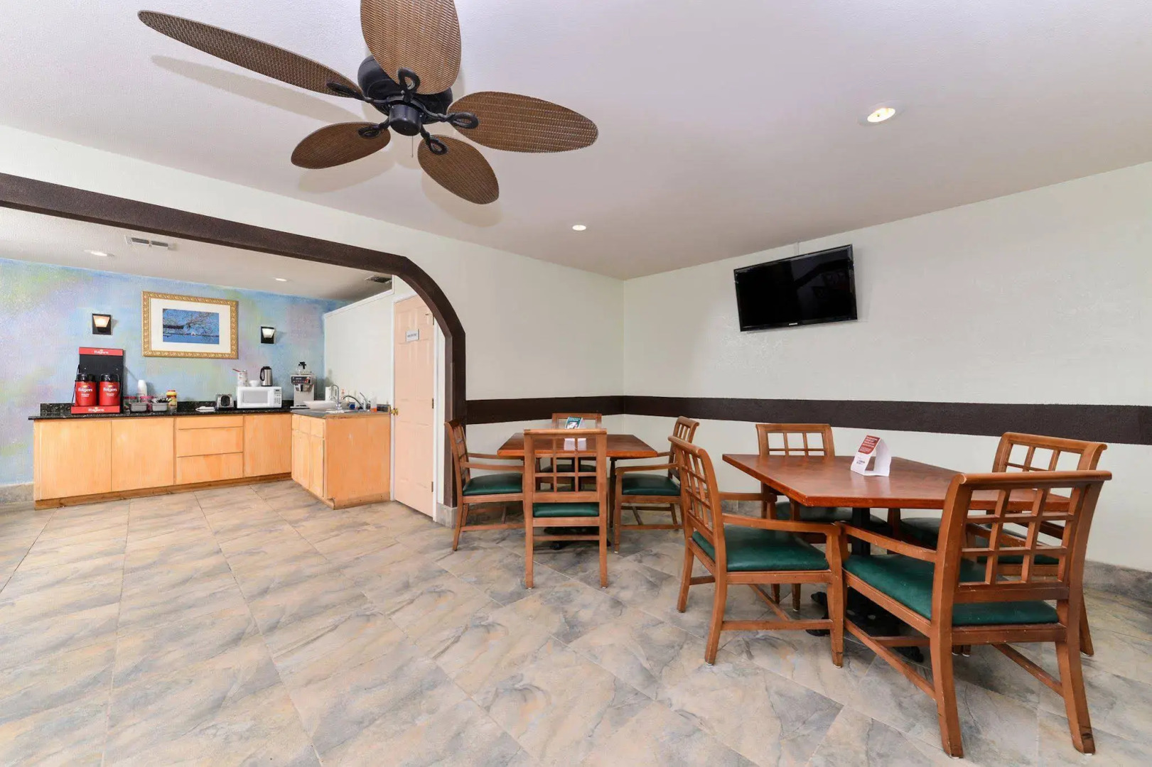 Econo Lodge Junction