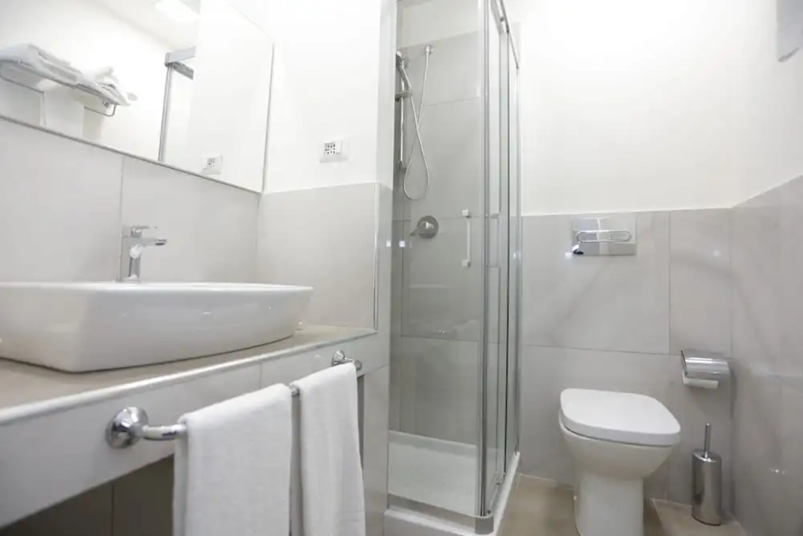 Path House - Suite Hotel