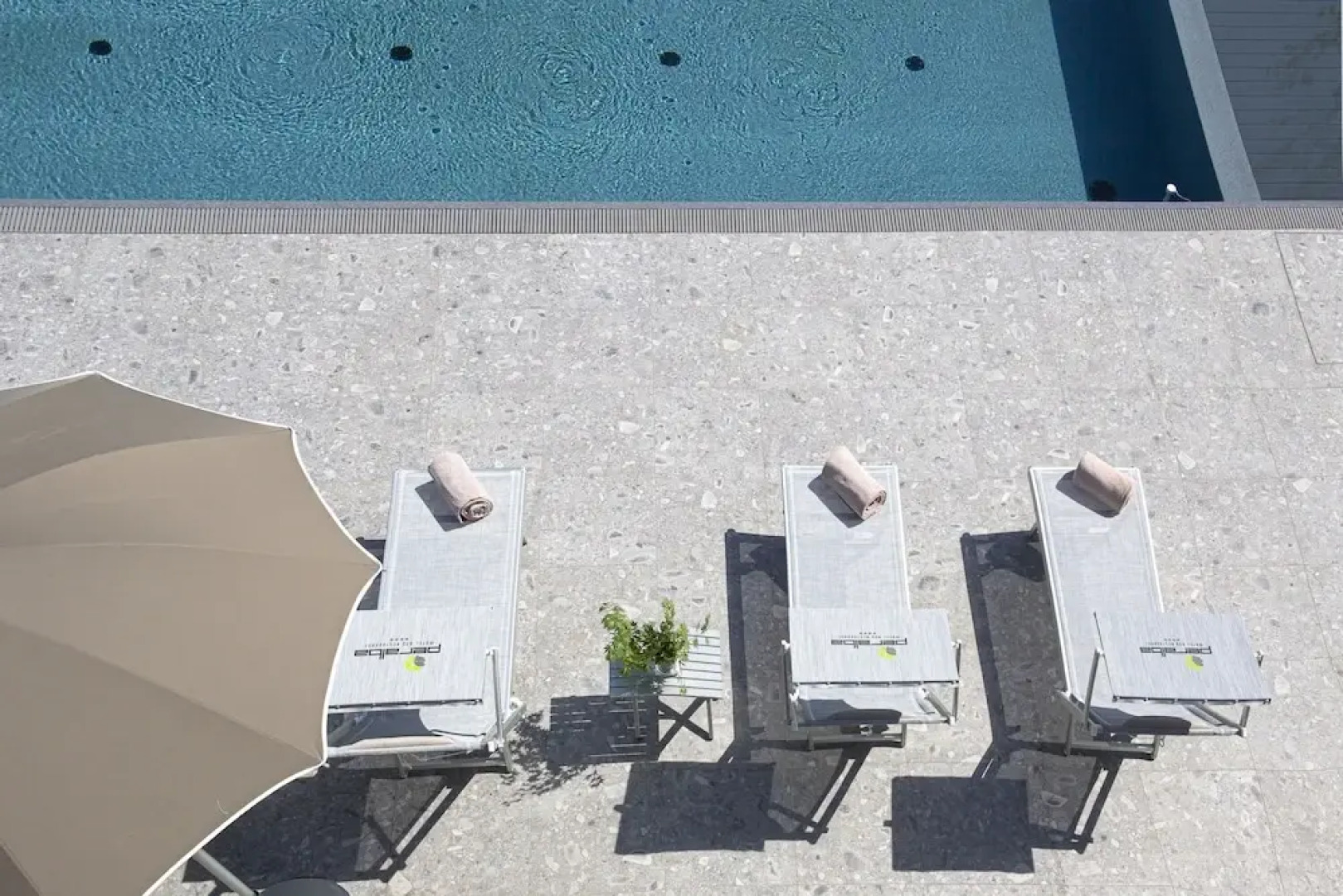 MEALBA HOTEL Suite & Pool