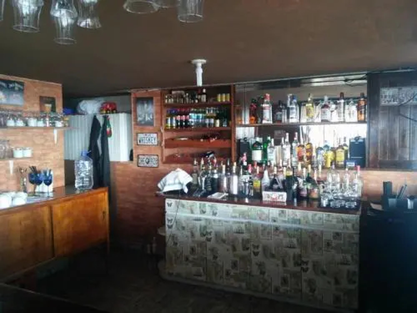 Merlin Beach Bar & Cafe