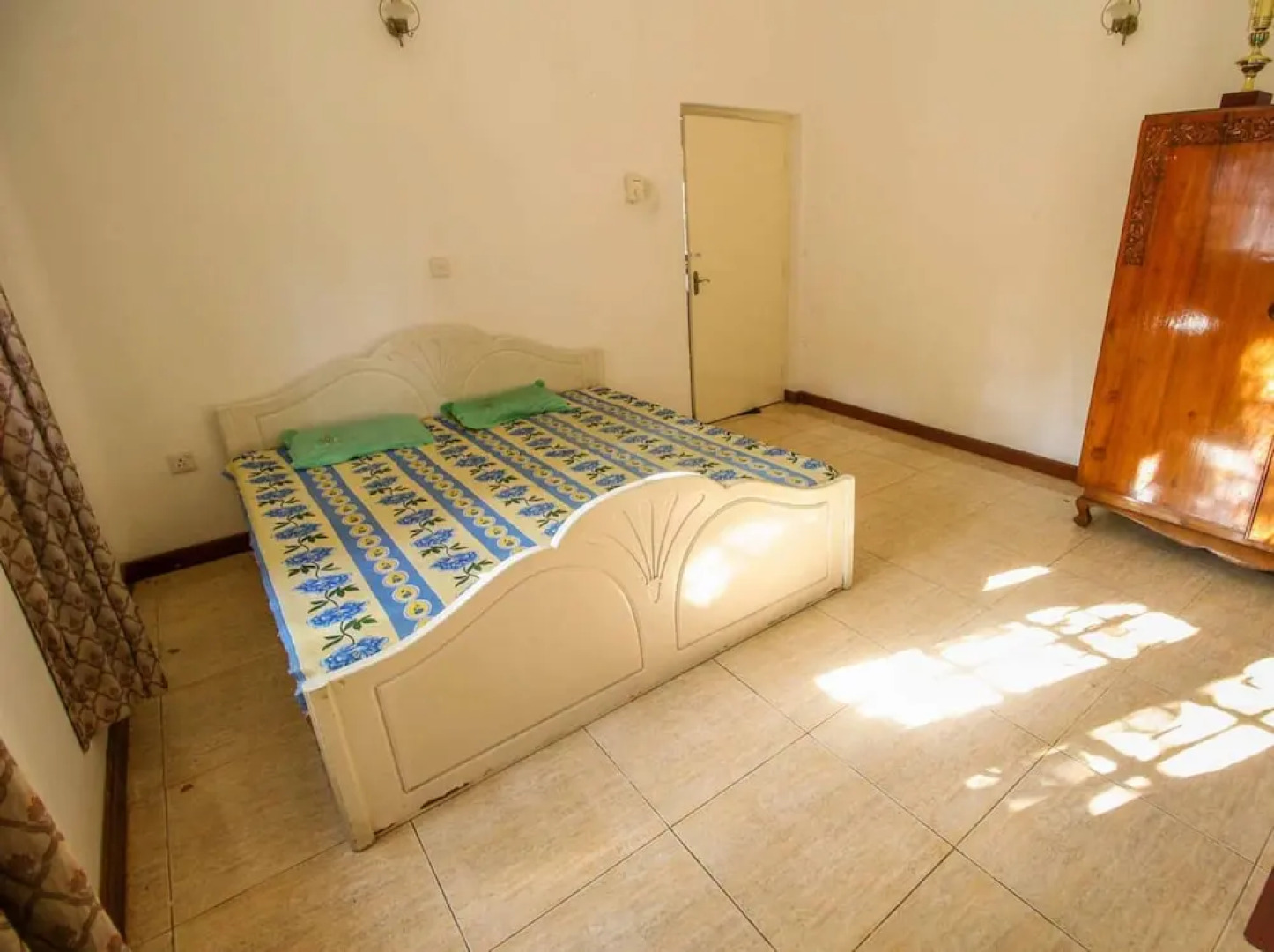 Yoho Lute Inn Kahathuduwa