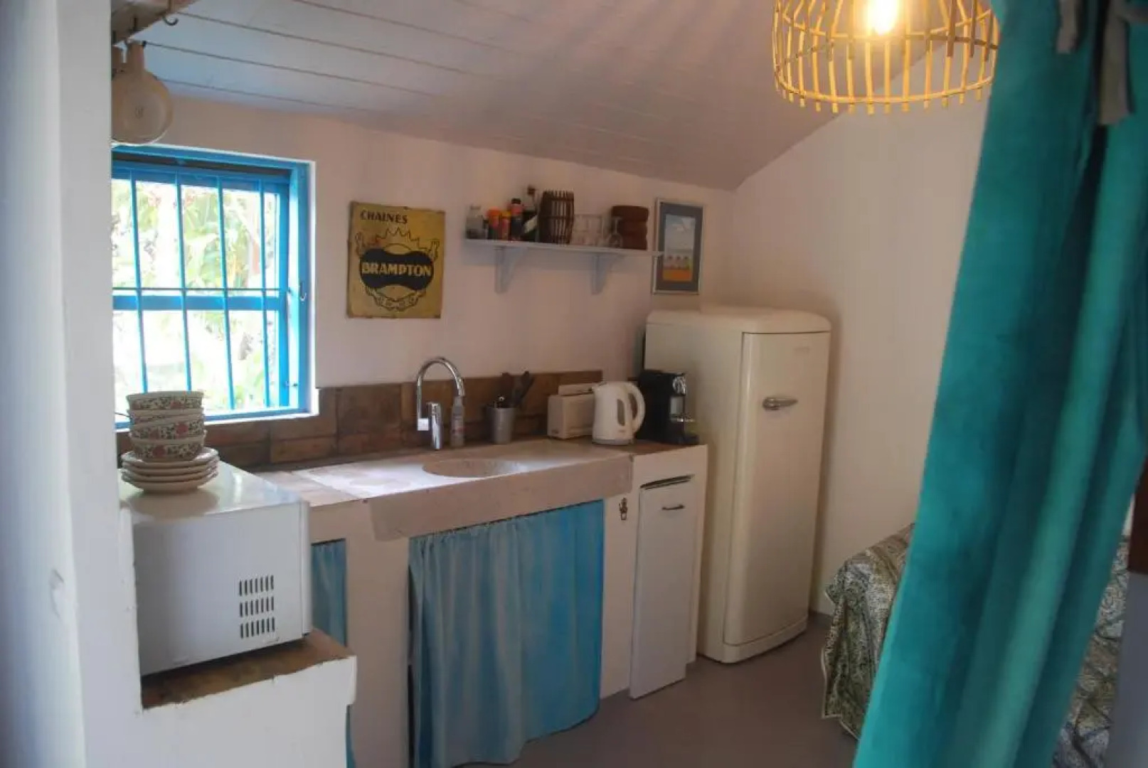 Les Volets Bleus Provence