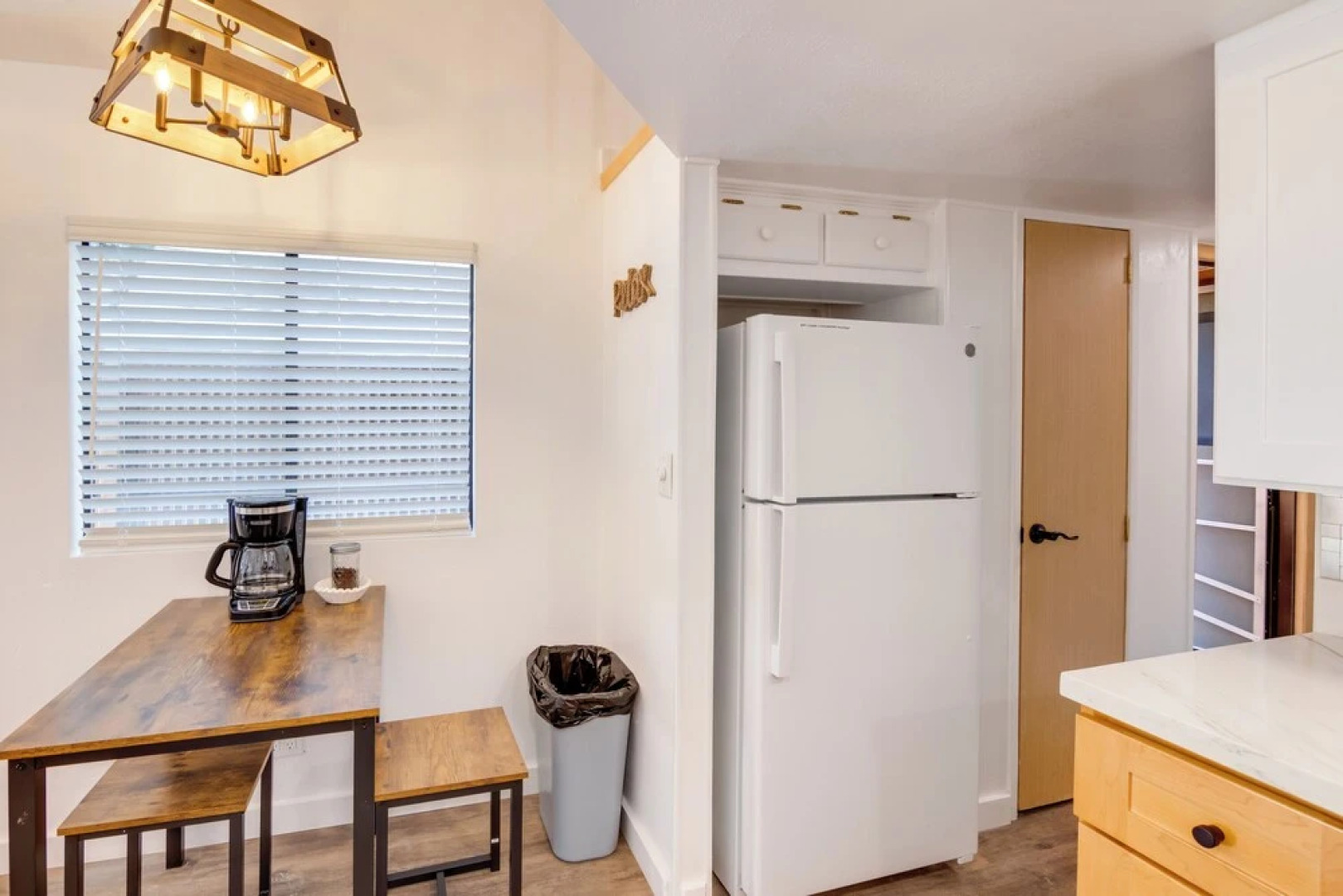 Peaceful Lake Almanor Cabin: Fish, Hunt + Hike!