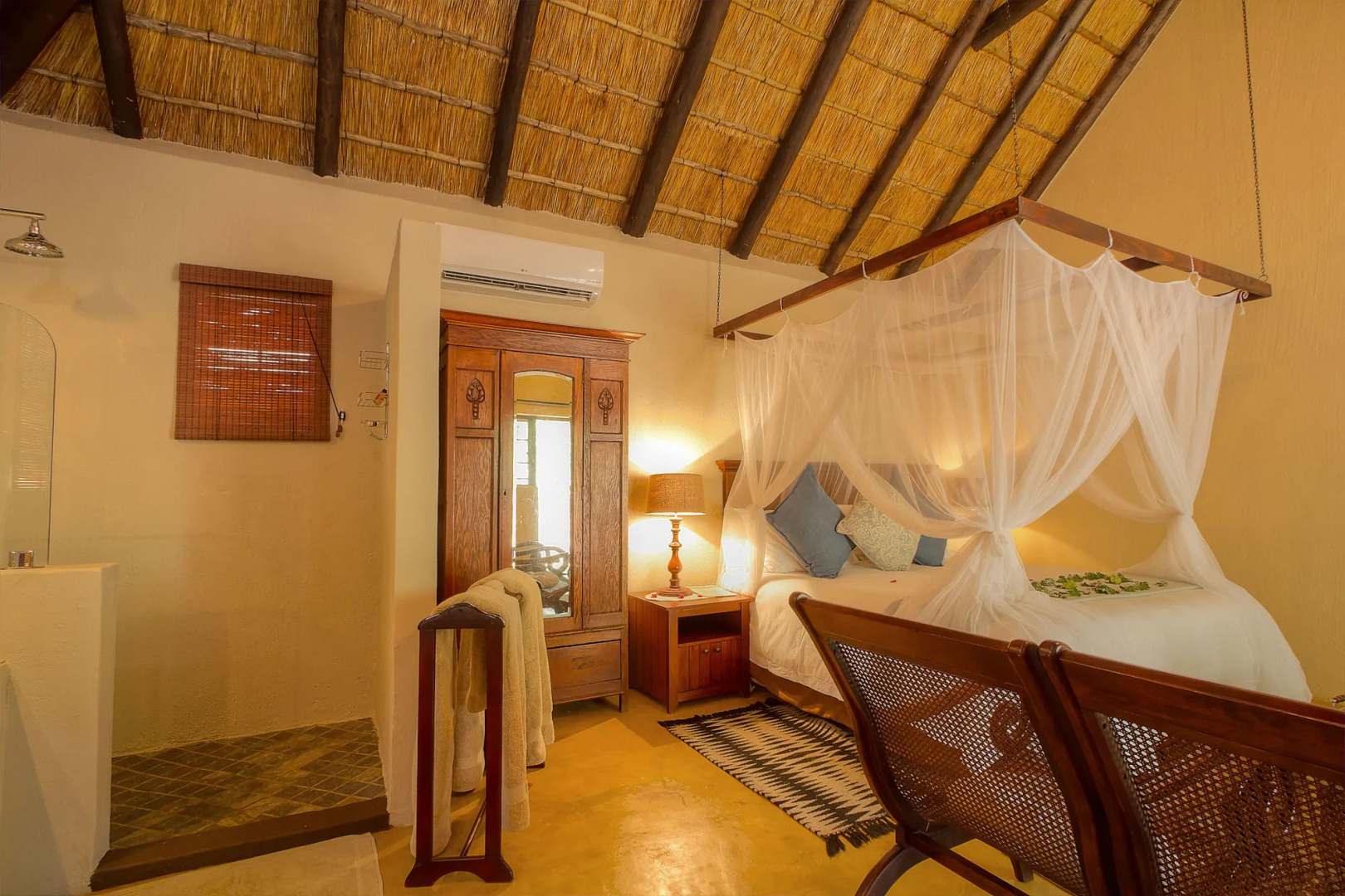 Mvuradona Safari Lodge