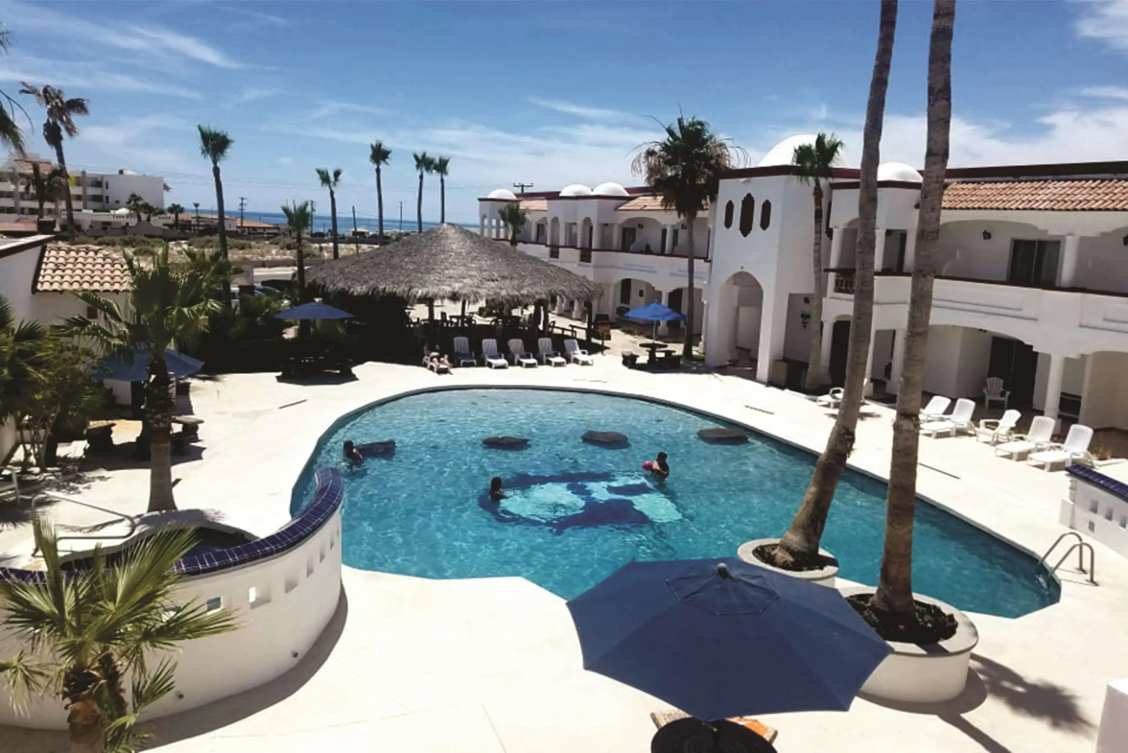 Laos Mar Hotel & Suites