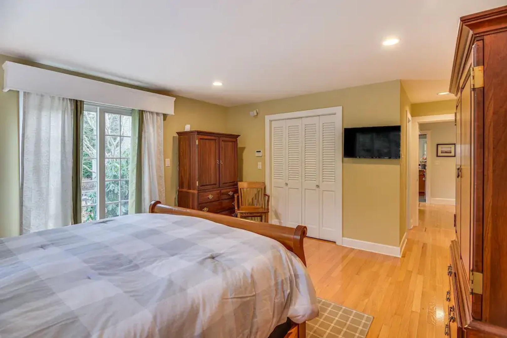 Outdoor Oasis: Expansive Falmouth Retreat!