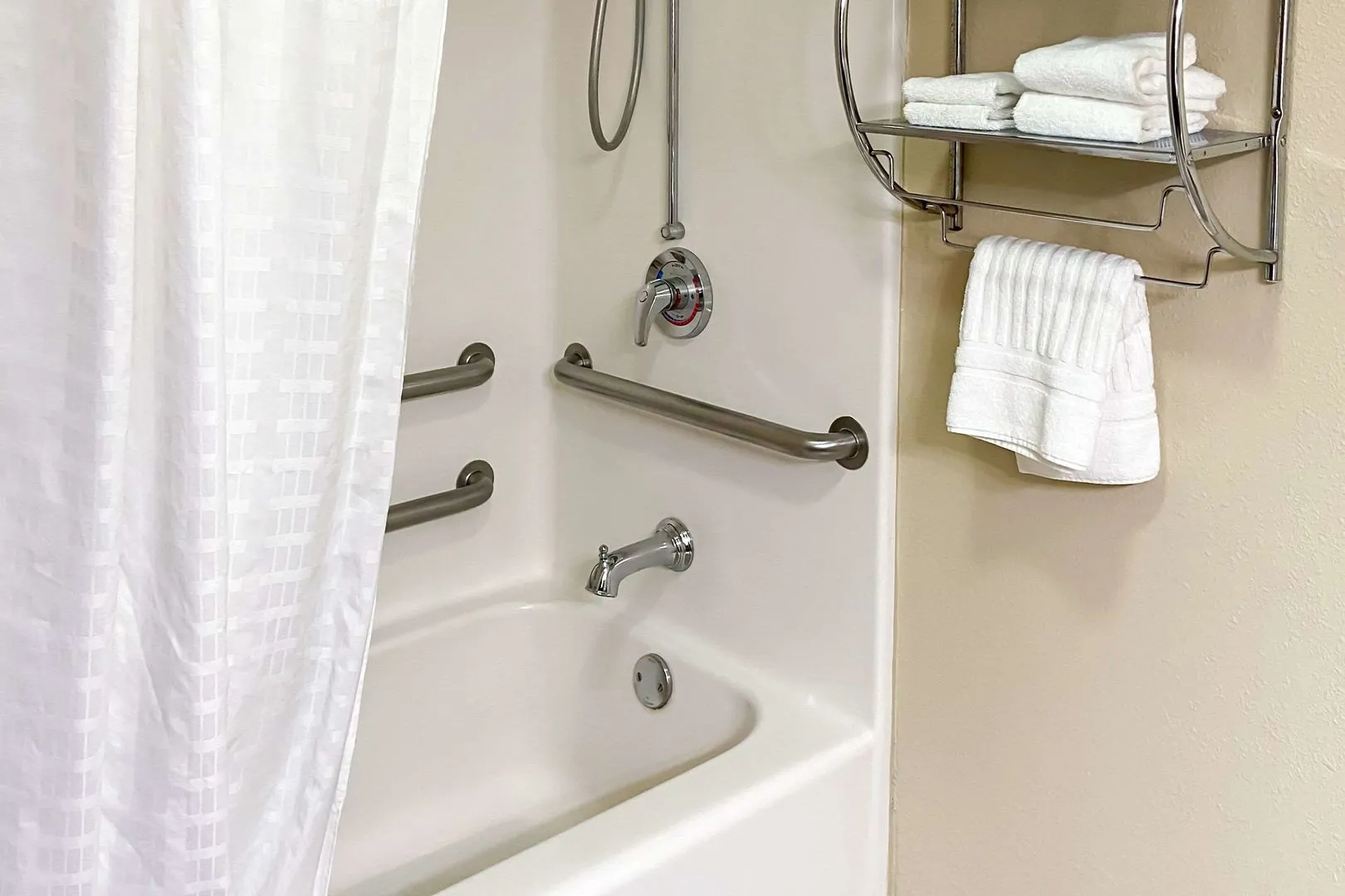 Comfort Suites Pittsburgh Airport