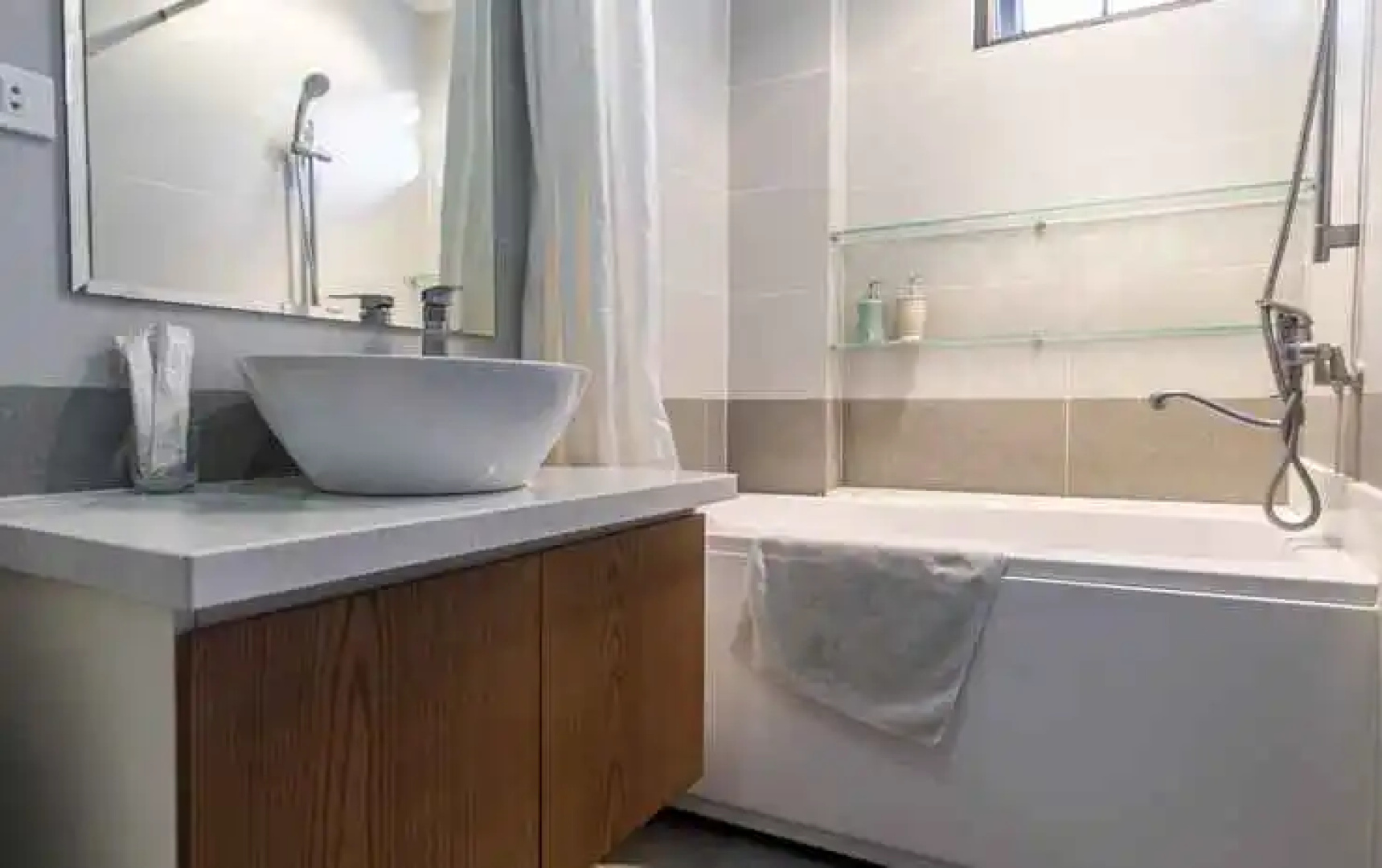 22Housing Apartment 60 Linh Lang