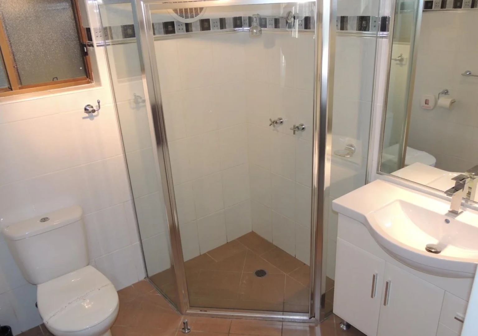 Argyle Terrace Motor Inn and Villa Units