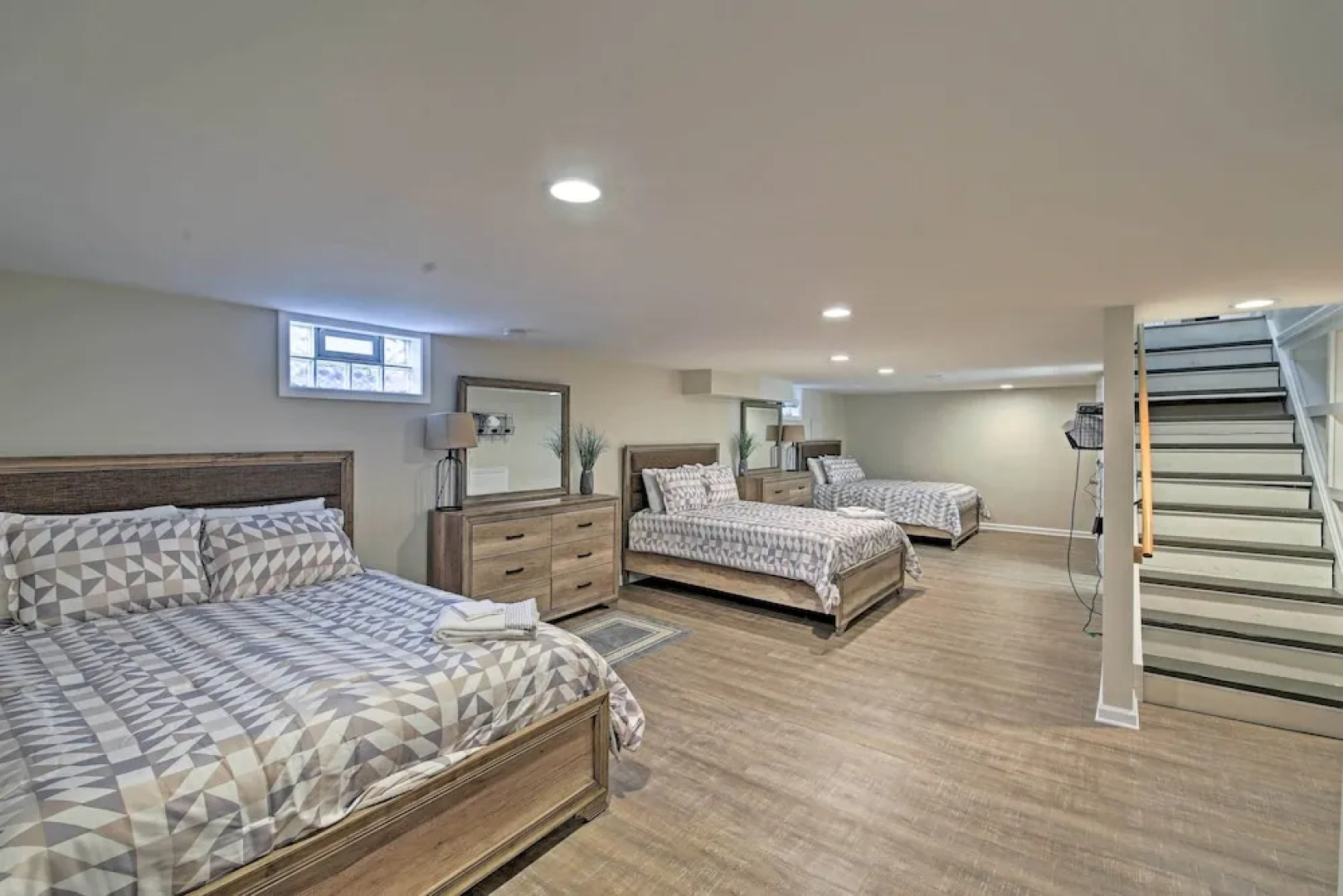 Indianapolis Vacation Rental - Walk to the Ims!