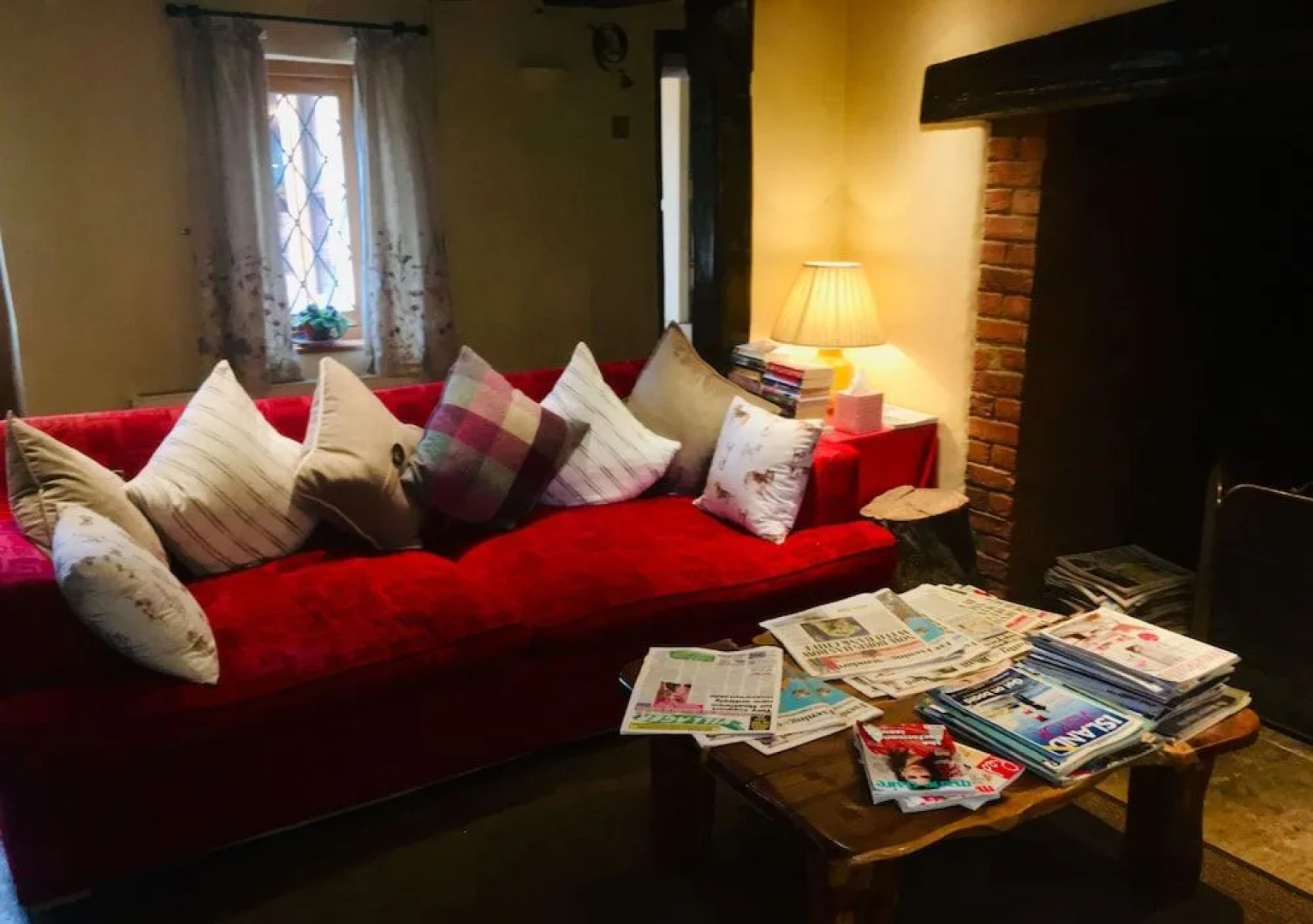 Heathrow Cottages B&B