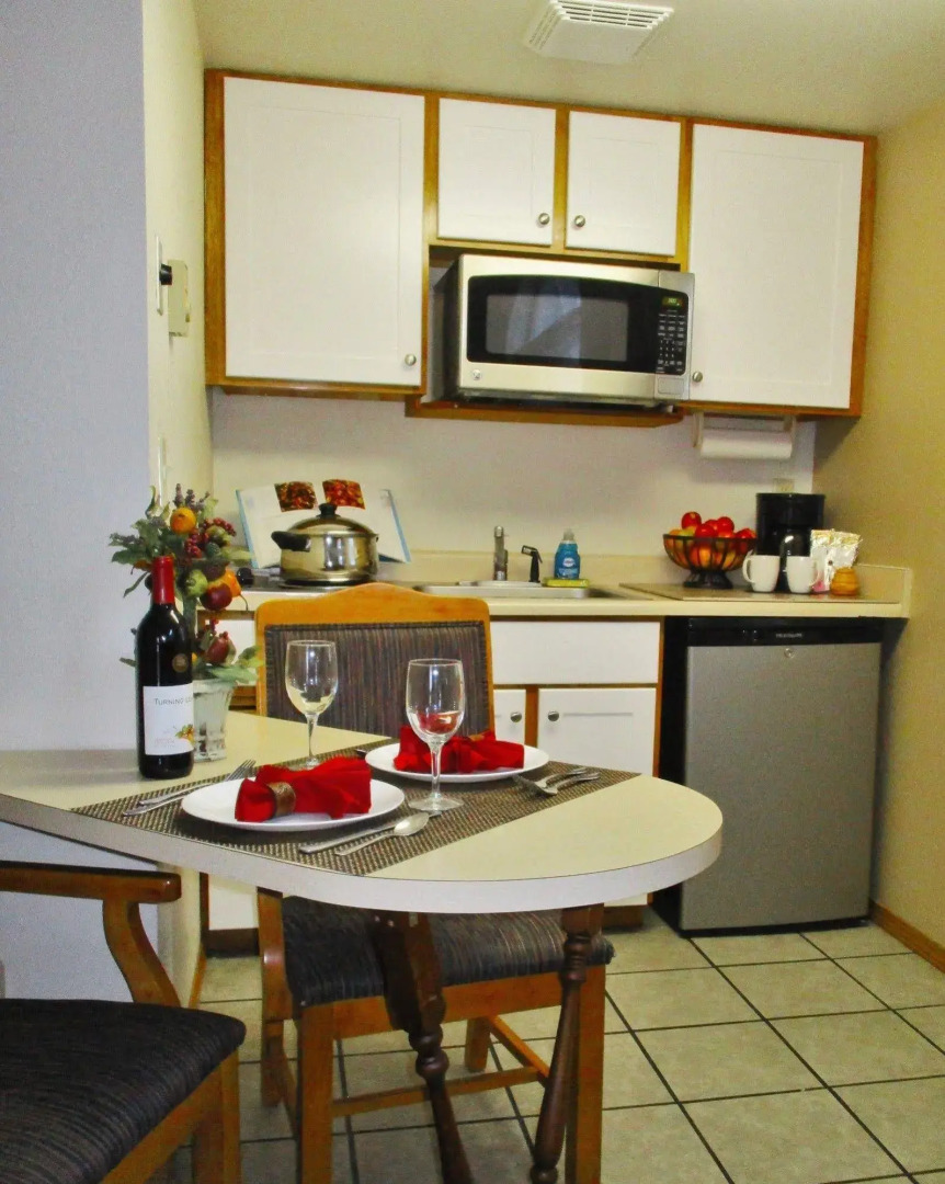 Turning Leaf Furnished Townhomes