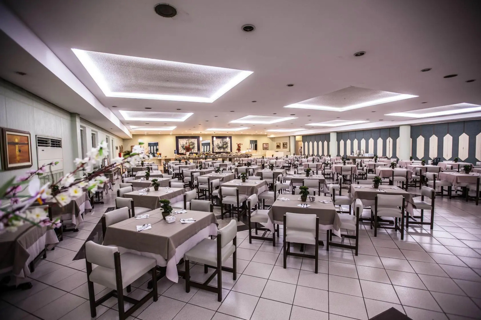 Rafain Palace Hotel & Convention Center