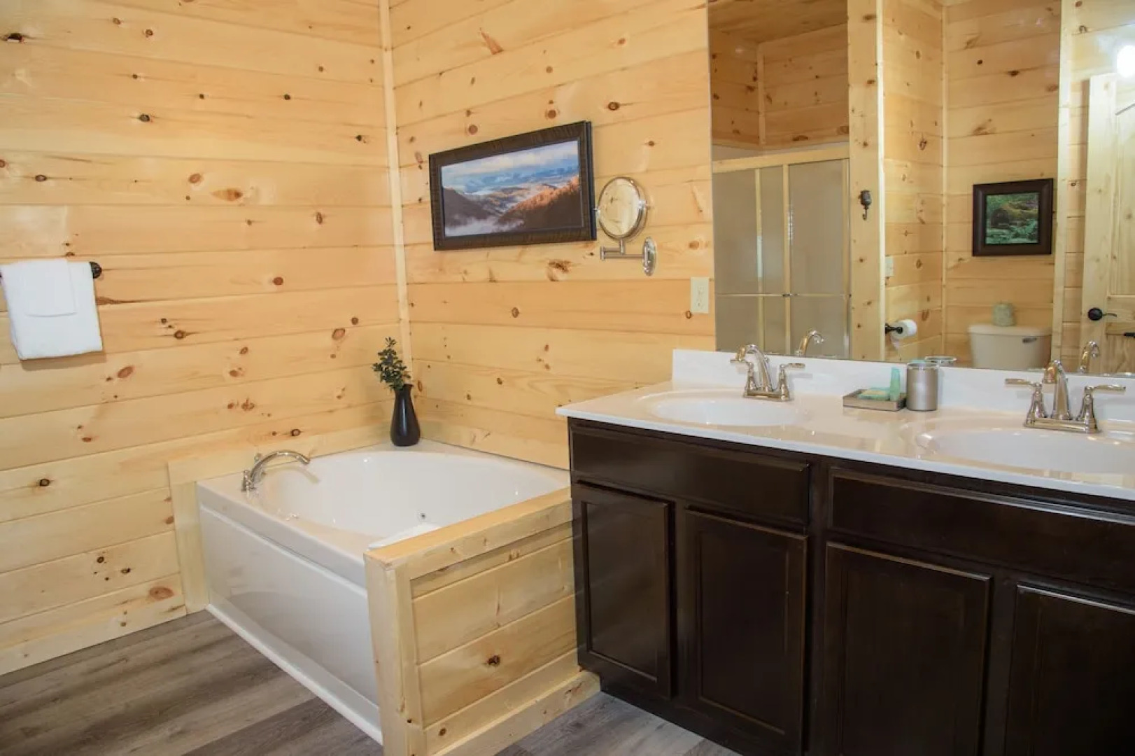 Mansion In The Sky 11 Bedroom Cabin by RedAwning