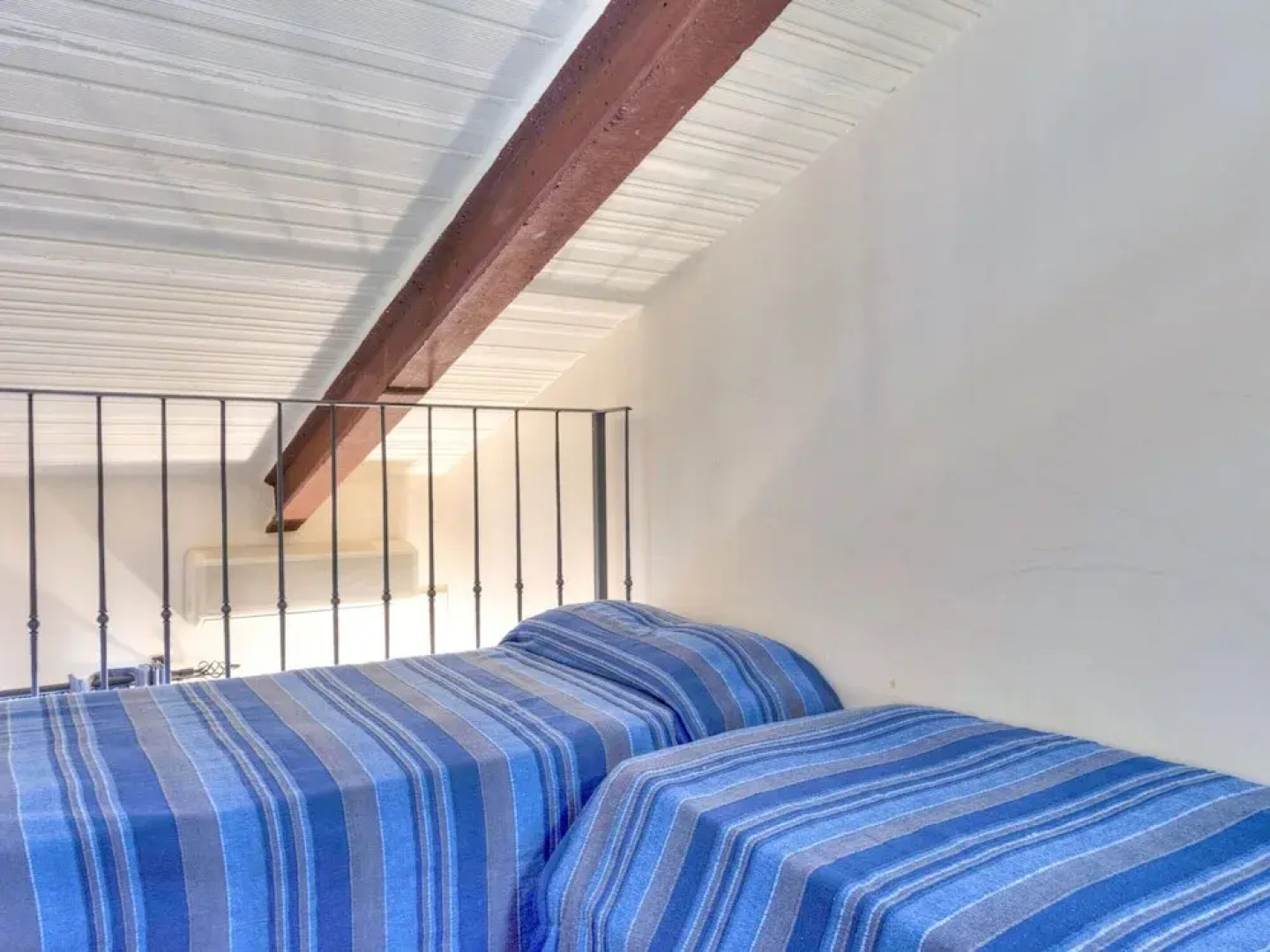 Farmhouse in Marsciano With Vineyards Olive Groves