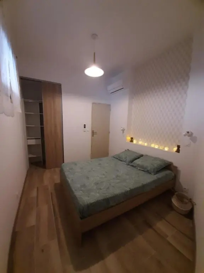 Le Arbousier -à 5 min des plages - parking