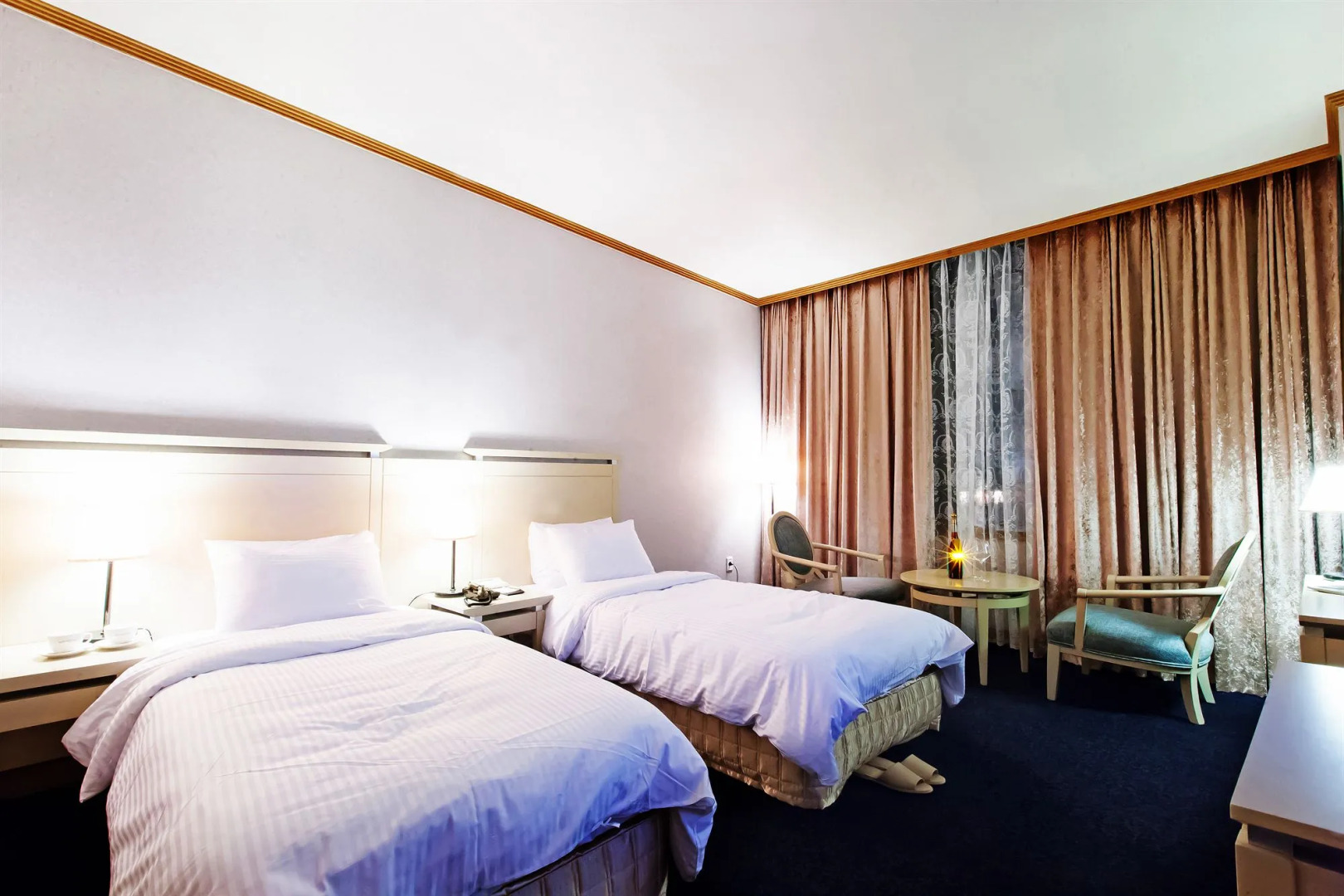 Queen Vell Hotel & Wedding