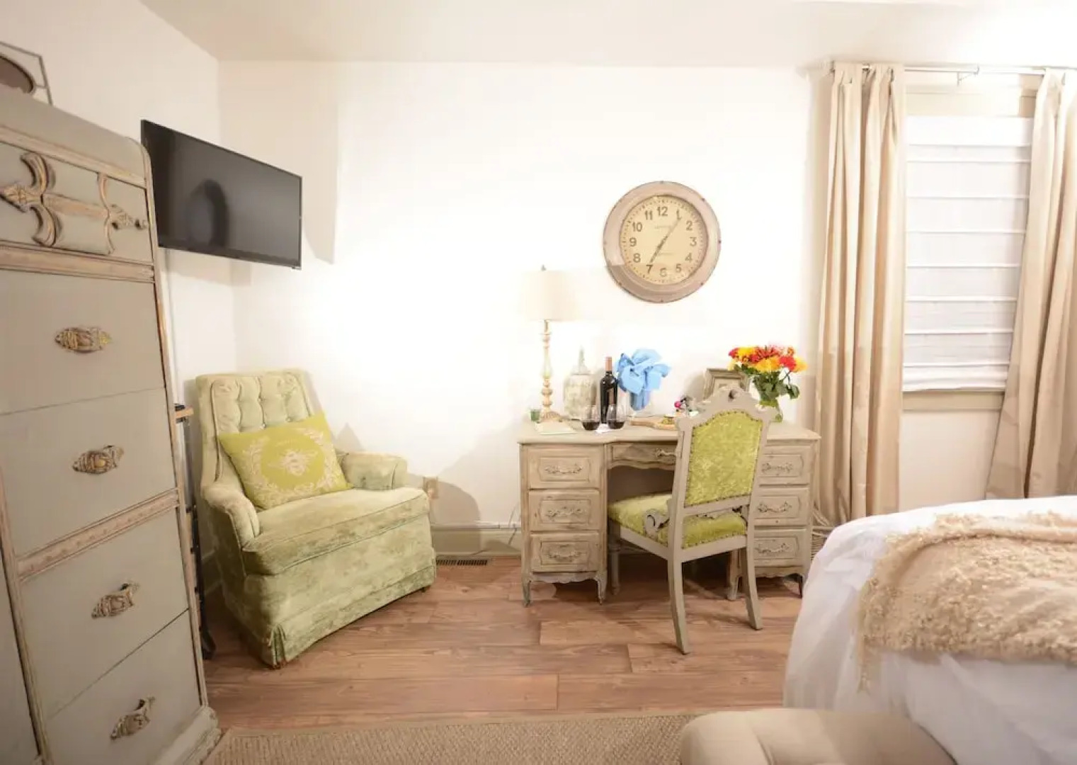 The Nest on Saratoga Lake