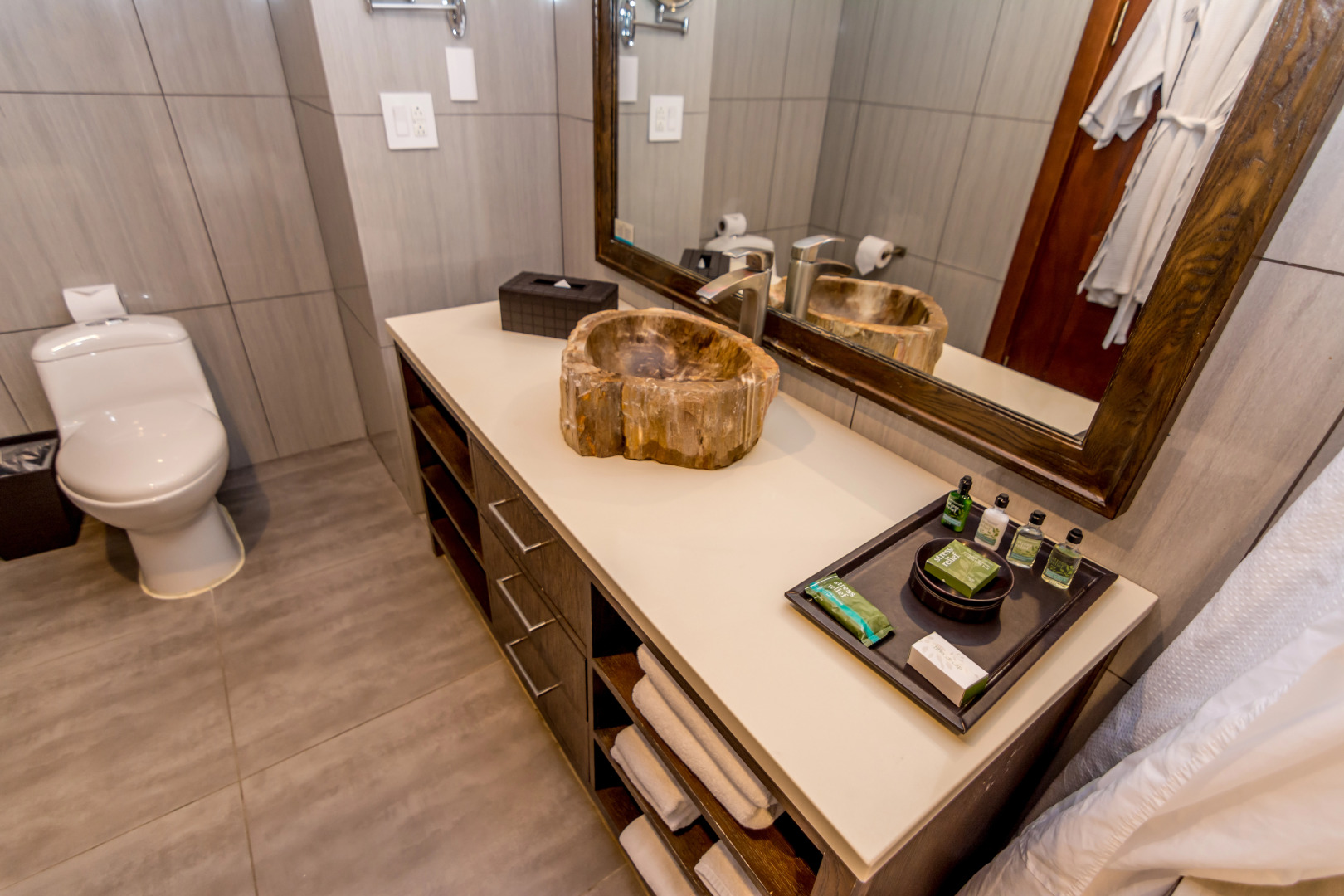 Crocs Resort & Casino