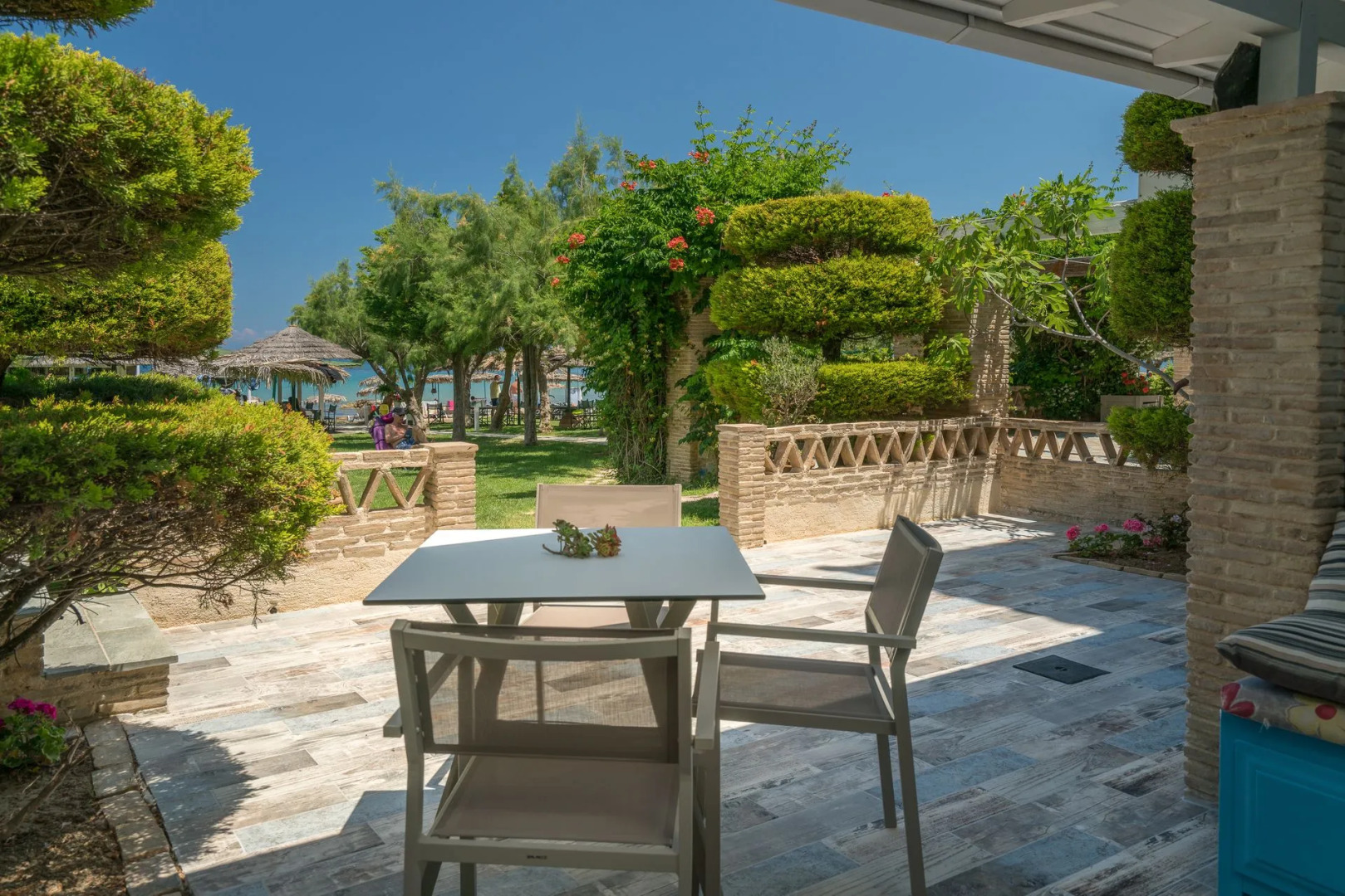 Zante Fiore Beach Studios