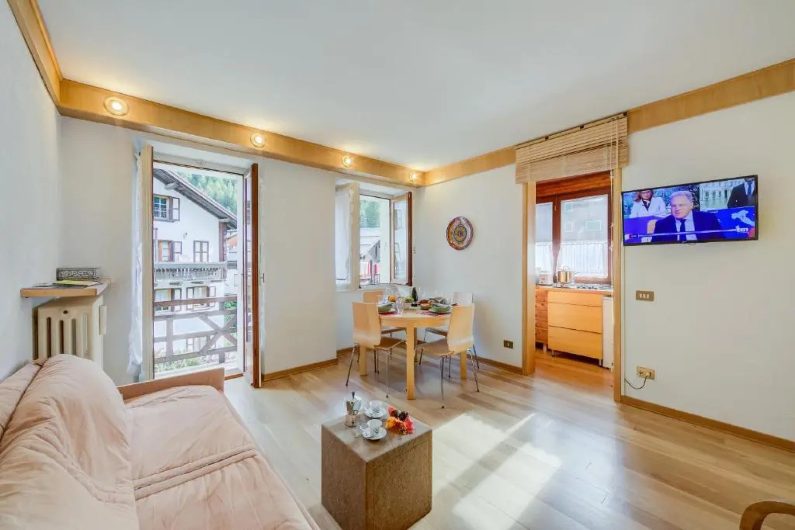 Monterosa Cozy Apartment 200m From Ski