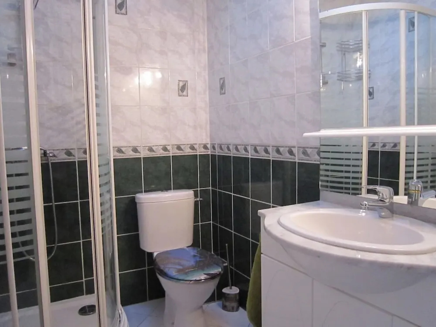 Cozy Cottage in Vaires-sur-marne With Garden