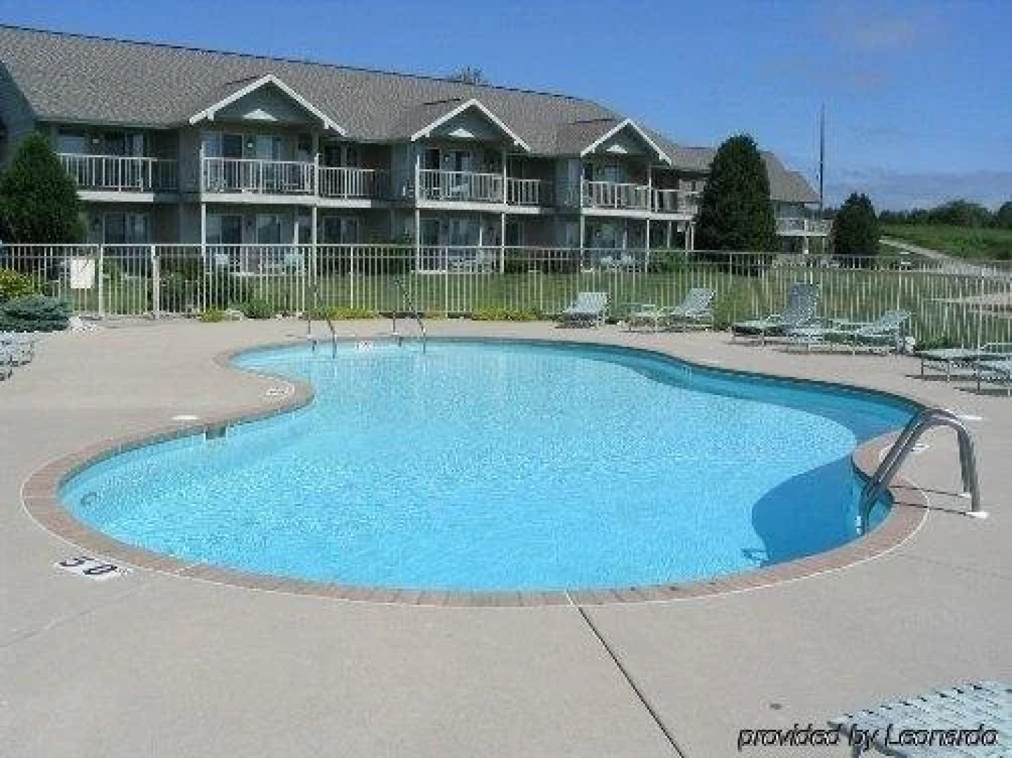 Cherry Hills Golf & Lodge